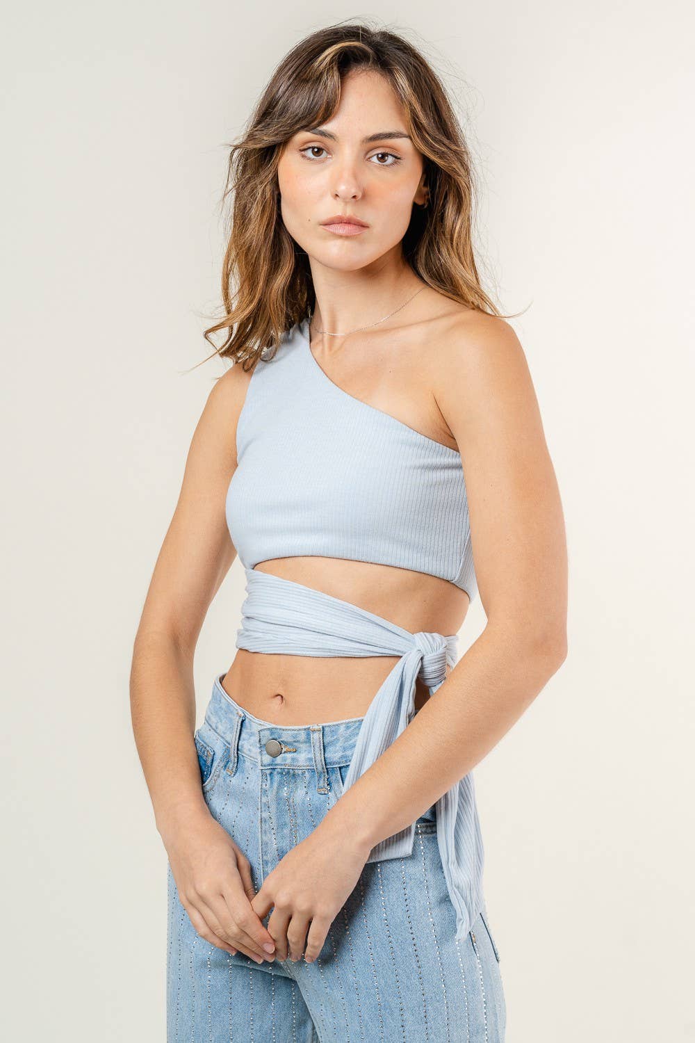 Asymmetrical side tie one-shoulder ribbed crop top