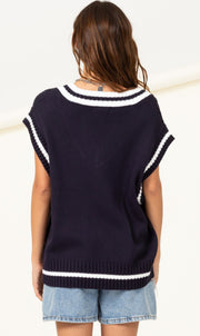 NATURAL CHARM OVERSIZED SWEATER VEST - Thepopupshopli